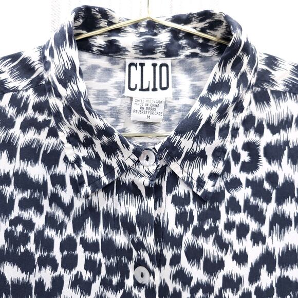 VINTAGE 90s 100% Silk Leopard Print Button Down Shirt Womens Sz M Long Sleeve‎ - Picture 1 of 7